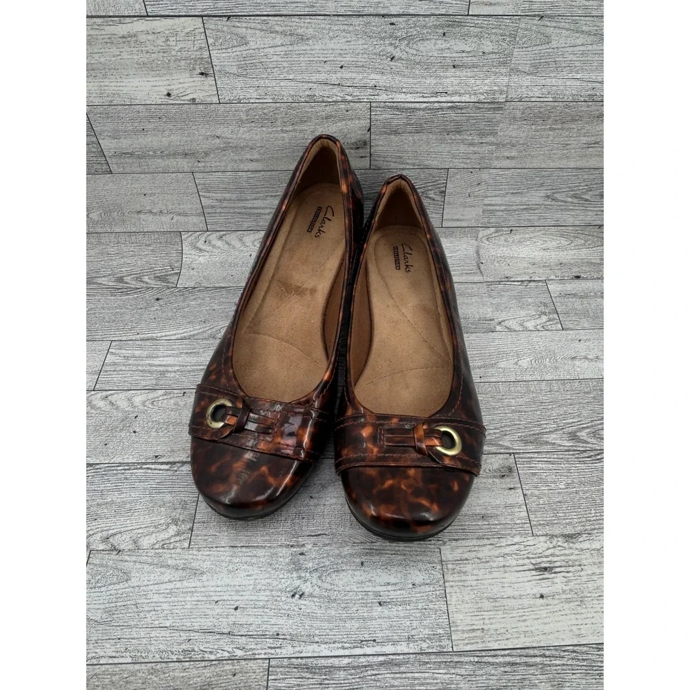 Clarks Collection Tortoiseshell Patent Leather Ballet Flats Women's‎ Size 8.5 M